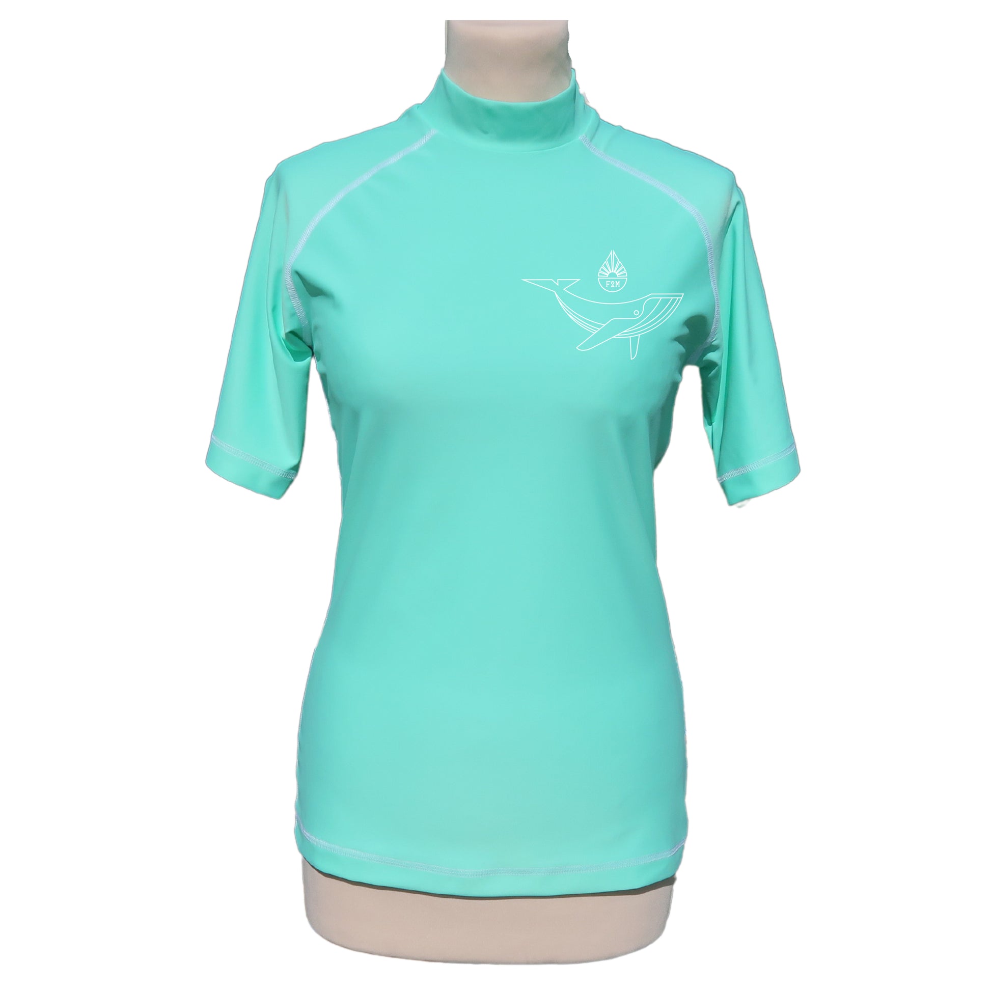 rashguard lycra anti uv femme manches courtes vert d'eau fabriqué en France UPF50+ Made in France avec des filets de pêche recyclés, écolo, durable, top maillot tee-shirt eco responsable F2M coupe moulante personnalisé blanc baleine whale baignade
